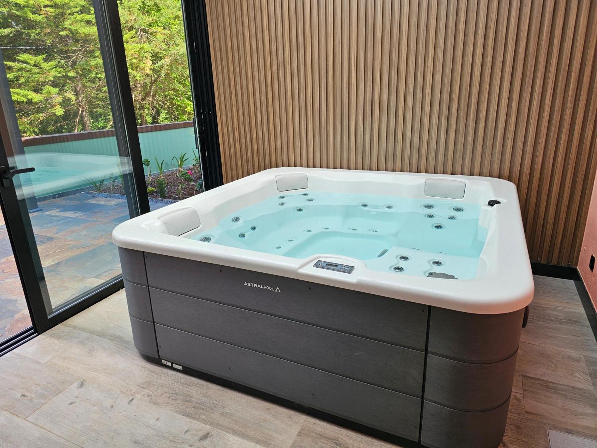 Casa Requinte - Jacuzzi Arco da Calheta (Madeira) Exterior foto